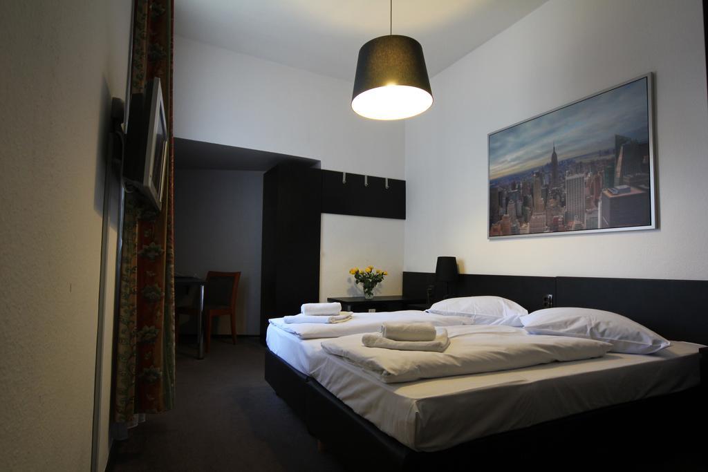 Carlton Hotel Франкфурт-на-Майне Экстерьер фото